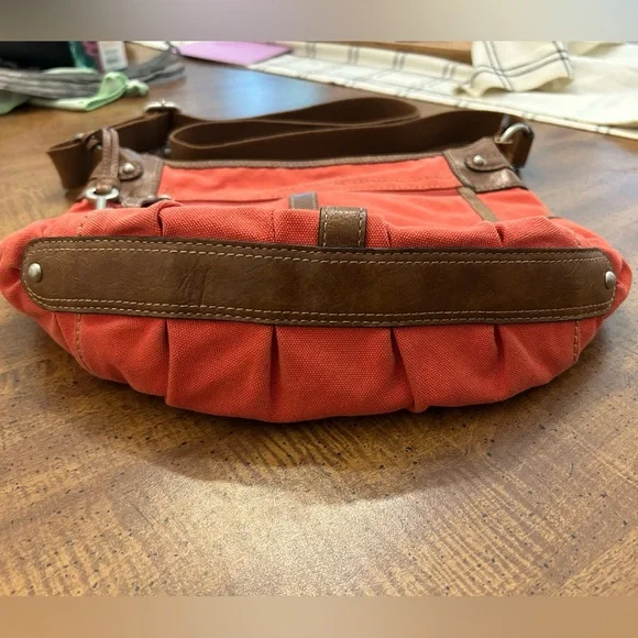 Fossil Red Canvas with Leather Accents Crossbody Purse Handbag Adjustable Strap - Picture 9 of 15